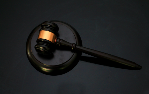 Gilmar Mendes admite repercussão geral em caso de vínculo com franquias