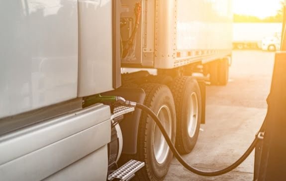 Novo aumento do percentual do biodiesel preocupa setor sobre durabilidade de caminhões