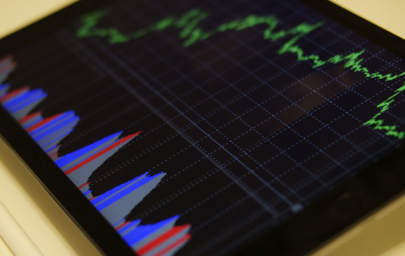 Mercado financeiro reduz para 4,72% previsão de inflação em 2025