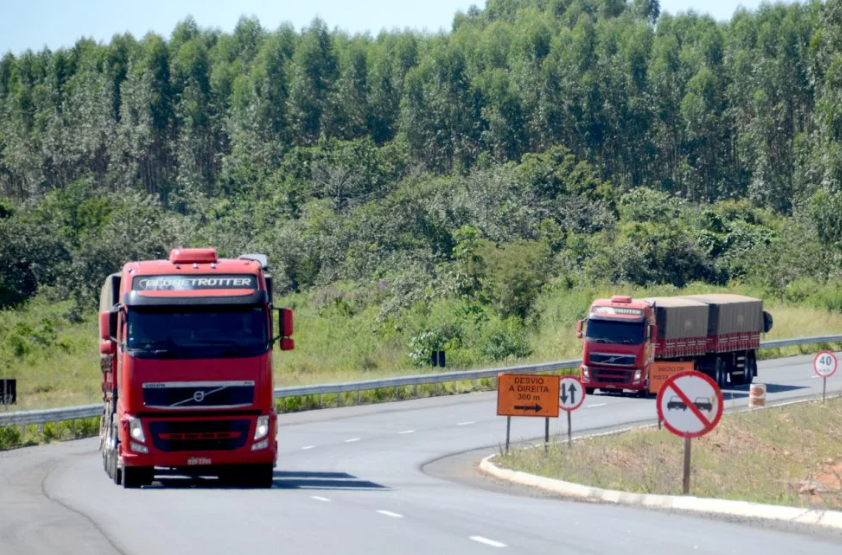 Transporte de cargas já soma 37 mil multas em 2025, diz levantamento