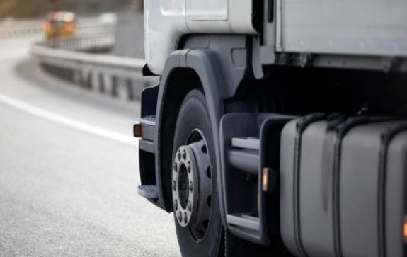 Fiscalização automática da ANTT expõe falhas no piso mínimo do frete e pressiona o frete fracionado