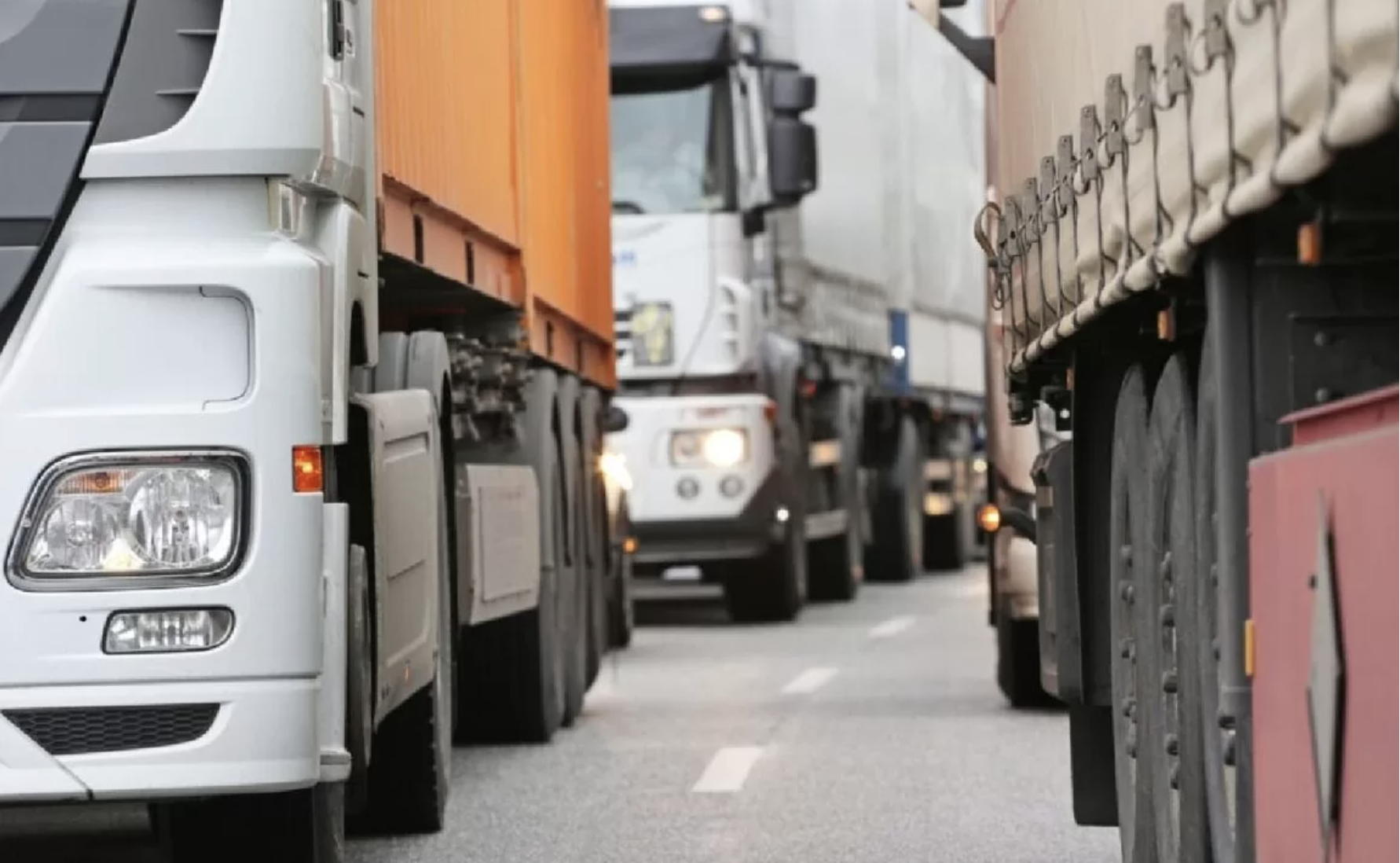 Governo endurece regras do frete em meio à escalada do diesel e risco de paralisação