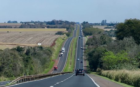 Paraná inaugura área de descanso para caminhoneiros na BR-277