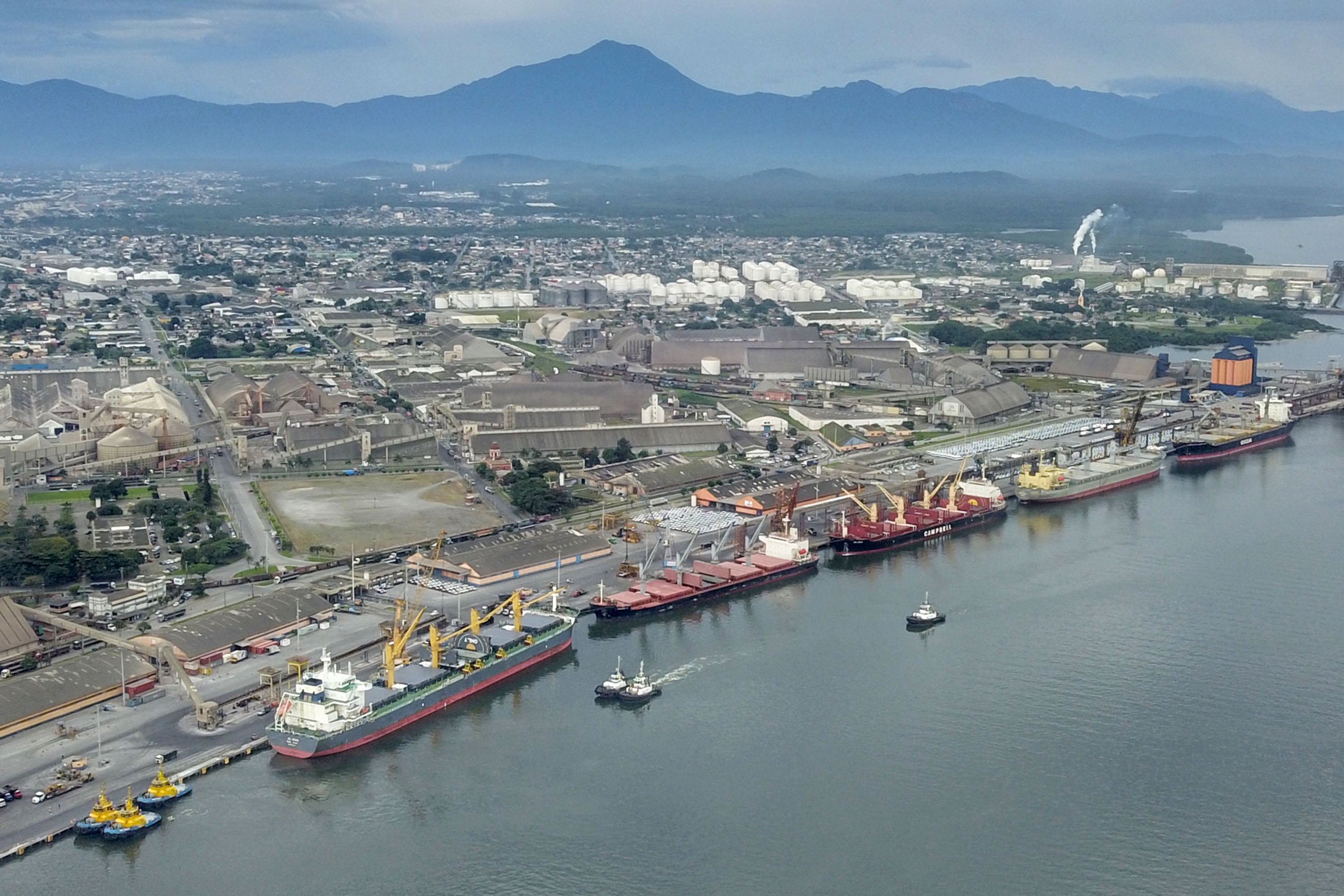Exportações paranaenses crescem 7,7% em abril e totalizam US$ 2,2 bilhões no mês