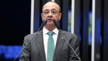 CNT defende negociação coletiva e transição gradual em debate sobre redução da jornada no Senado