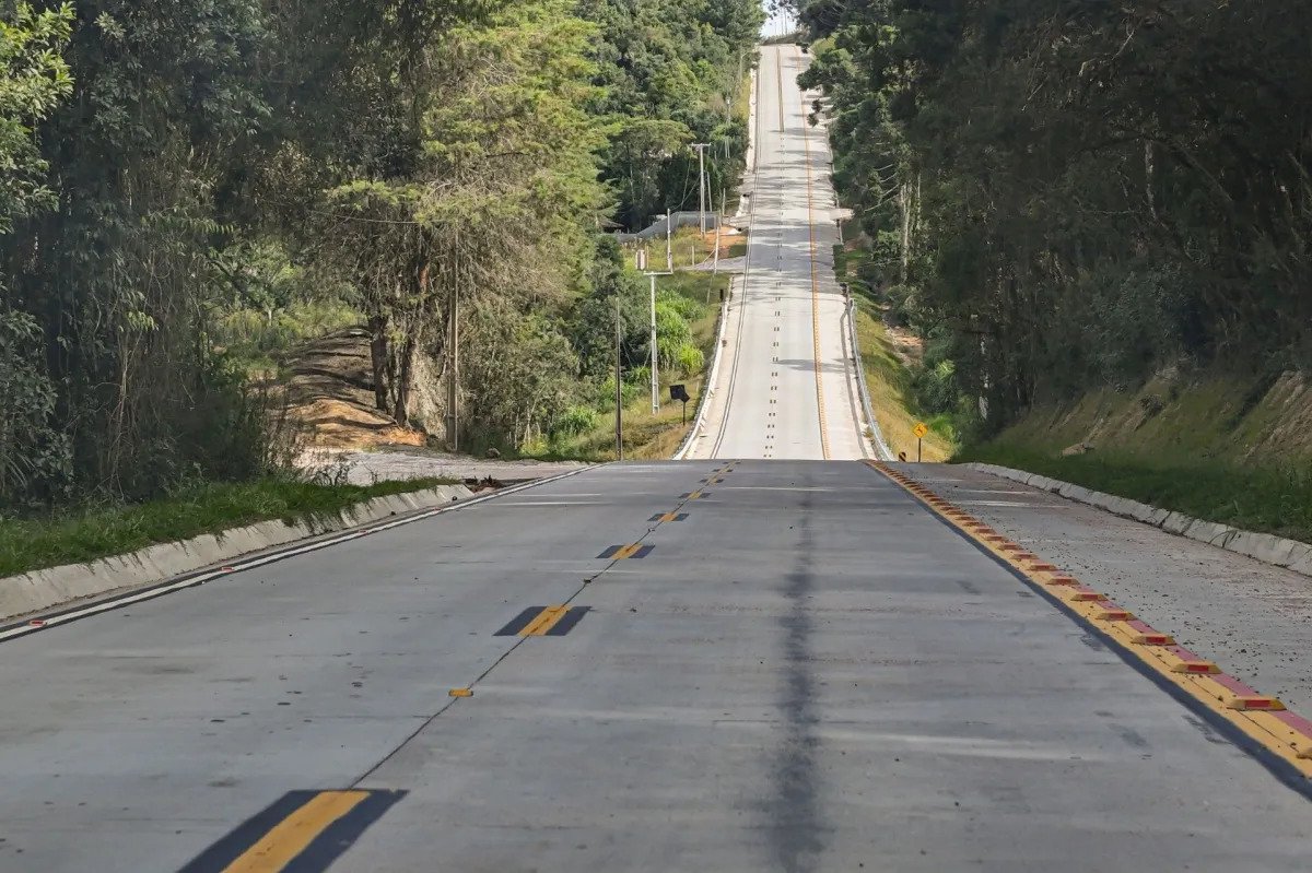 Com R$ 5 bi em investimentos, PR lidera ranking de rodovias em concreto